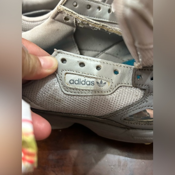 Adidas Falcon grey sneakers. Used. Size UK 6 - Picture 8 of 9